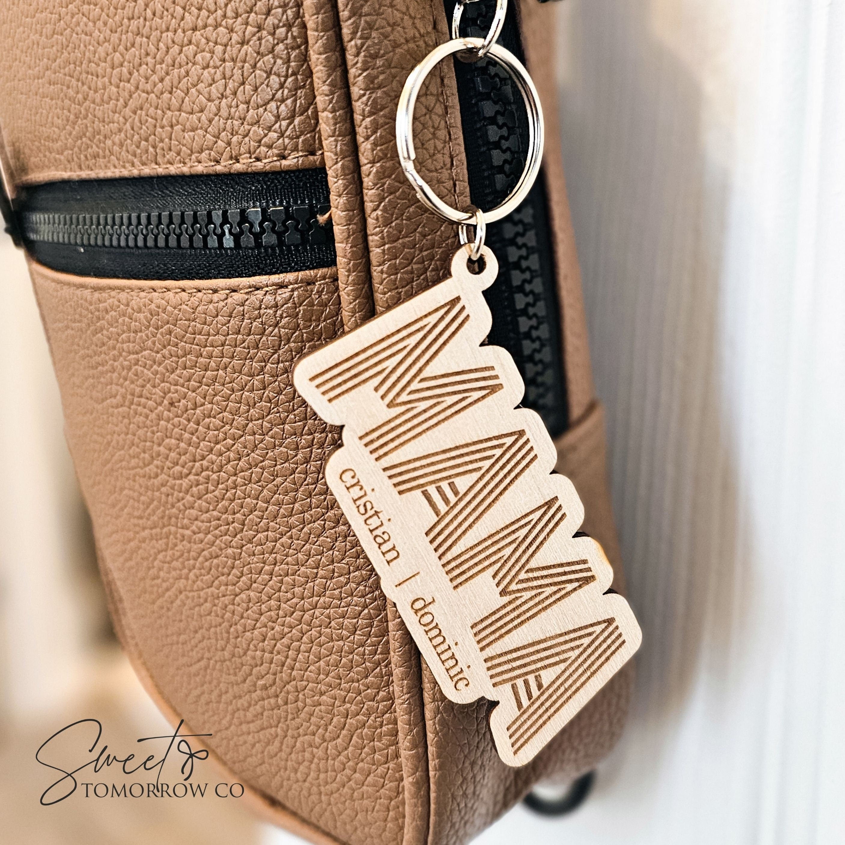Retro Mama Keychain with Kids Names