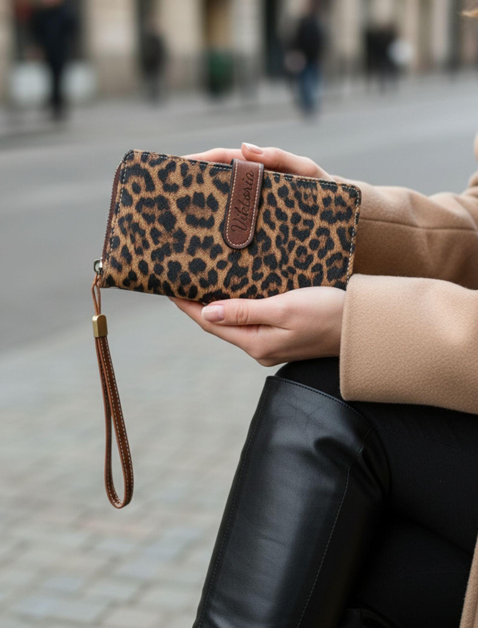 Gift-ready personalized women’s wallet wristlet with name engraving for birthdays and holidays